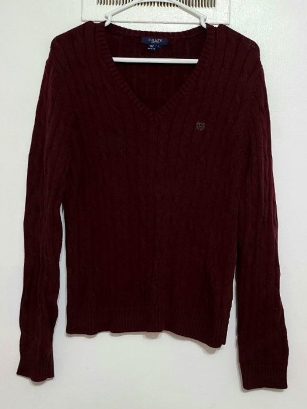 V‑Neck Sweater - Size L